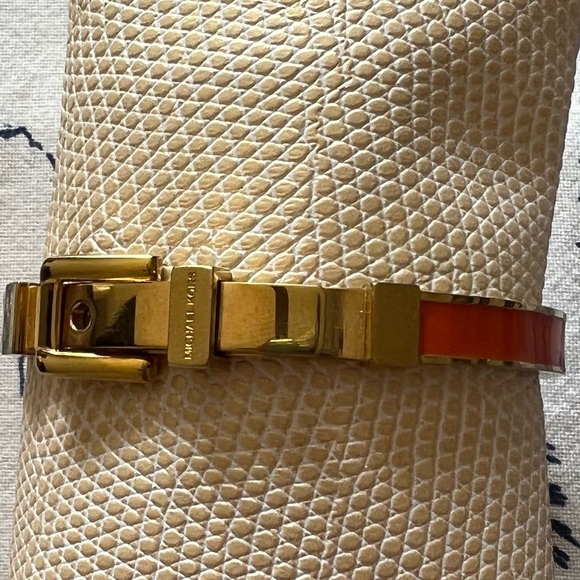 Michael Kors Bangle - Picture 3 of 4